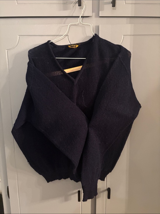 Scotch Sweaters - VINTAGE 70s Navy V-Neck Women’s Sweater